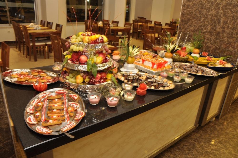 Grand Ati̇Lla Hotel Алания Экстерьер фото