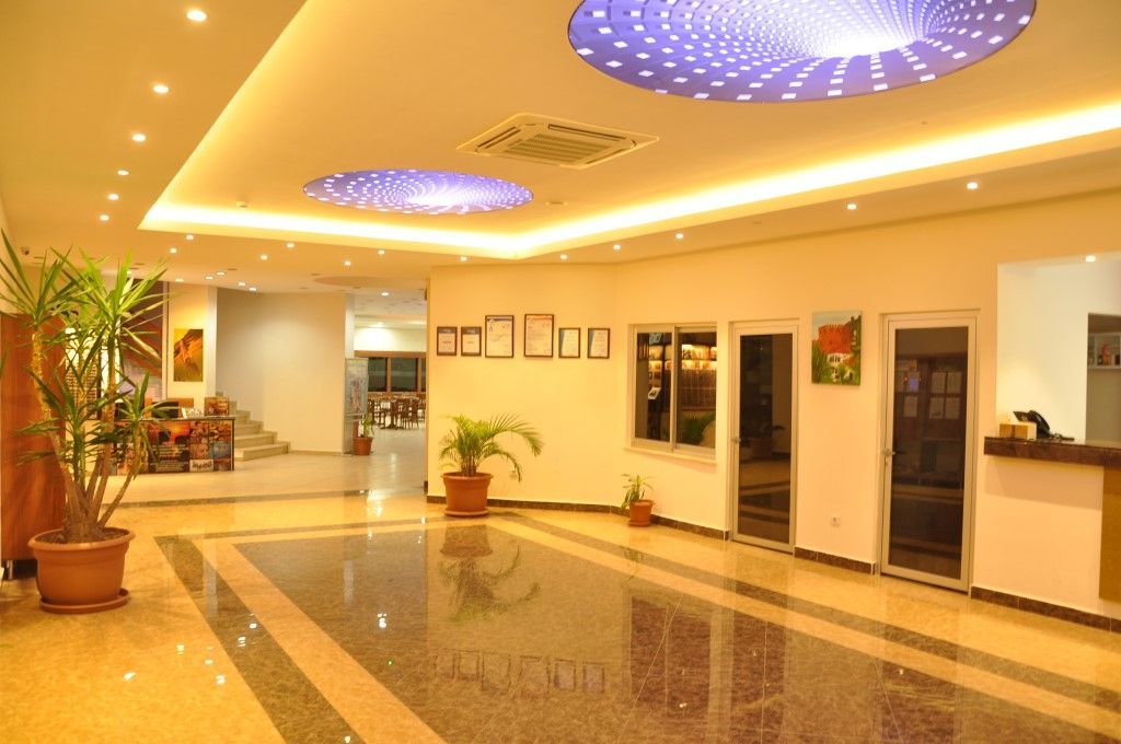 Grand Ati̇Lla Hotel Алания Экстерьер фото
