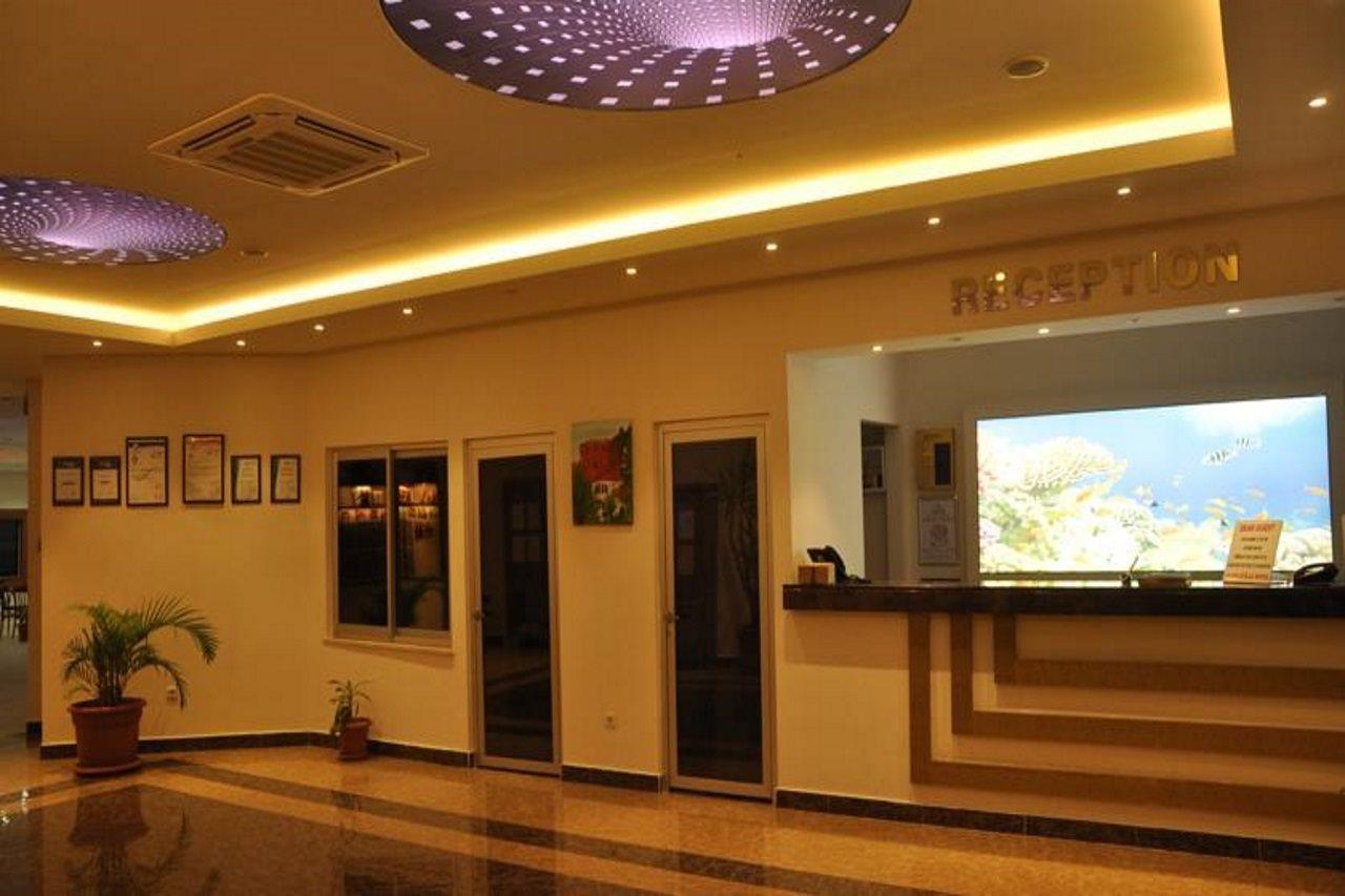 Grand Ati̇Lla Hotel Алания Экстерьер фото