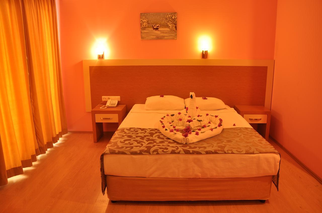 Grand Ati̇Lla Hotel Алания Экстерьер фото